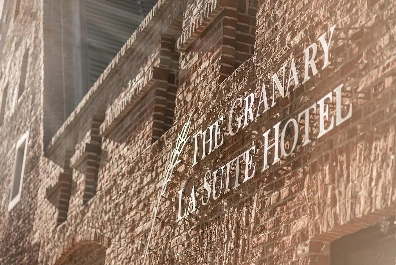 Great Polonia The Granary La Suite Hotel Wrocław