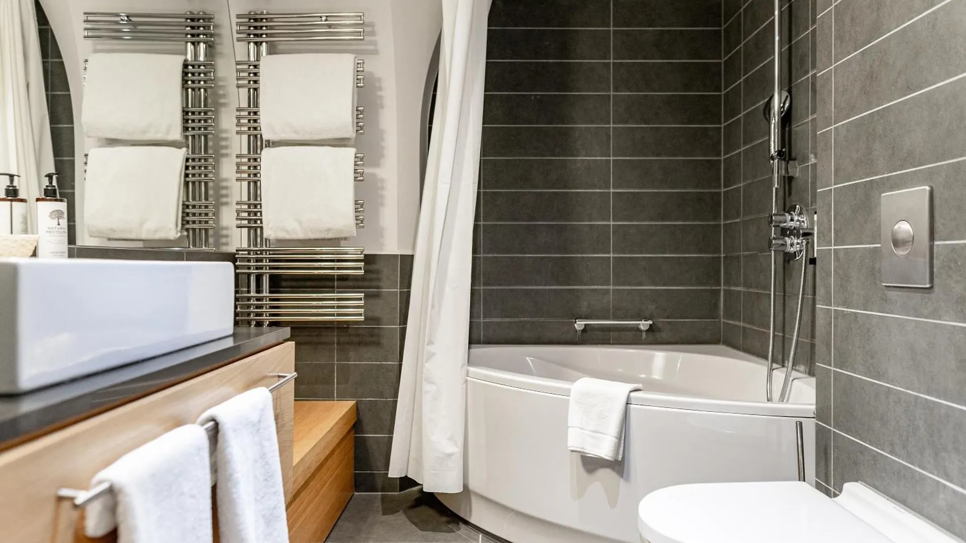 Great Polonia The Granary La Suite Hotel Wrocław